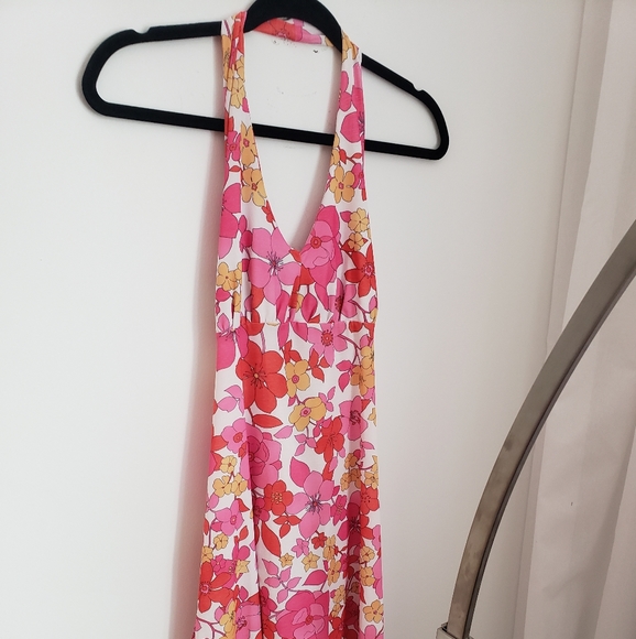 Dress - Picture 4 of 7